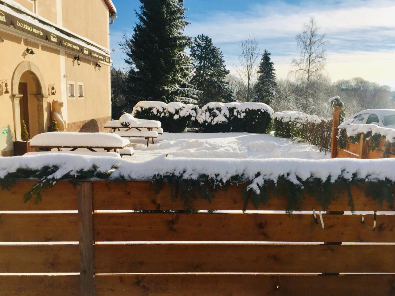Pension Žacléřský Medvěd Esterno foto