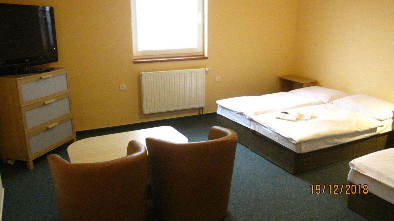 Pension Žacléřský Medvěd Esterno foto